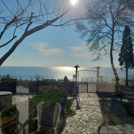 Maxim - Free Parking Гостьовий будинок