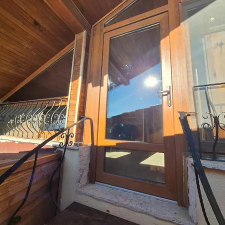 Гостьовий будинок Maxim - Free Parking 3*