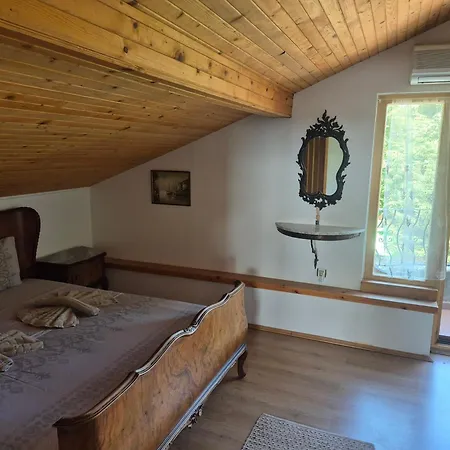 Maxim - Free Parking Варна