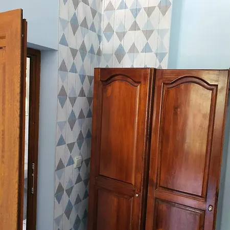 Maxim - Free Parking 3* Warna