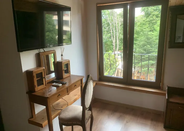 Maxim בית הארחה