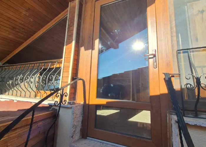 Къща за гости Maxim 3*