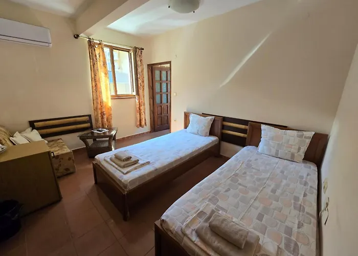 בית הארחה Maxim 3*